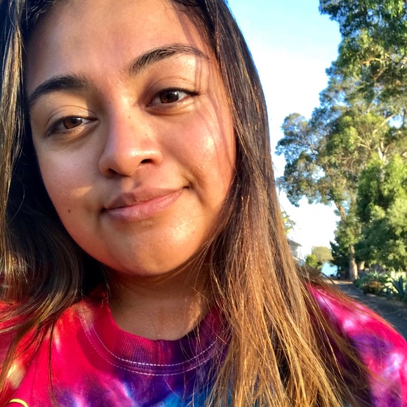 Meet your Posher, Mishelle - Picture 1 of 1